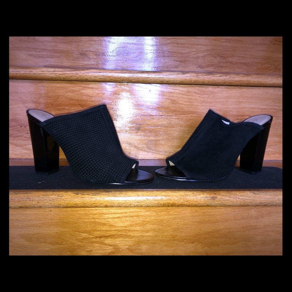 New style women’s shoe with chunky heel
